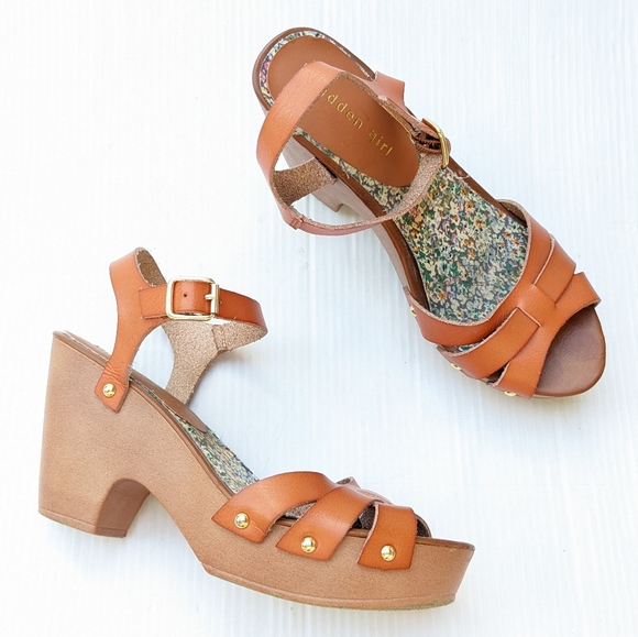 MADDEN GIRL studded faux leather platform clog sandals - Picture 5 of 10